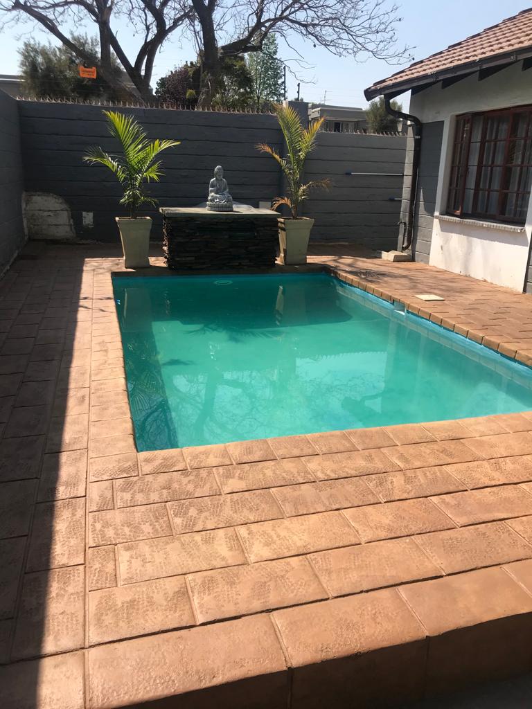 WhatsApp Image 2022-10-02 at 14.22.31 (1)